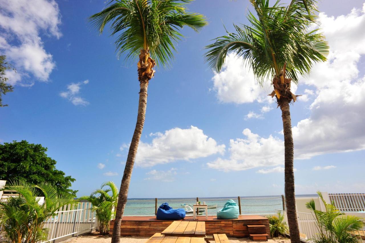The Beach House - West Coast Mauritius 黑河区 外观 照片