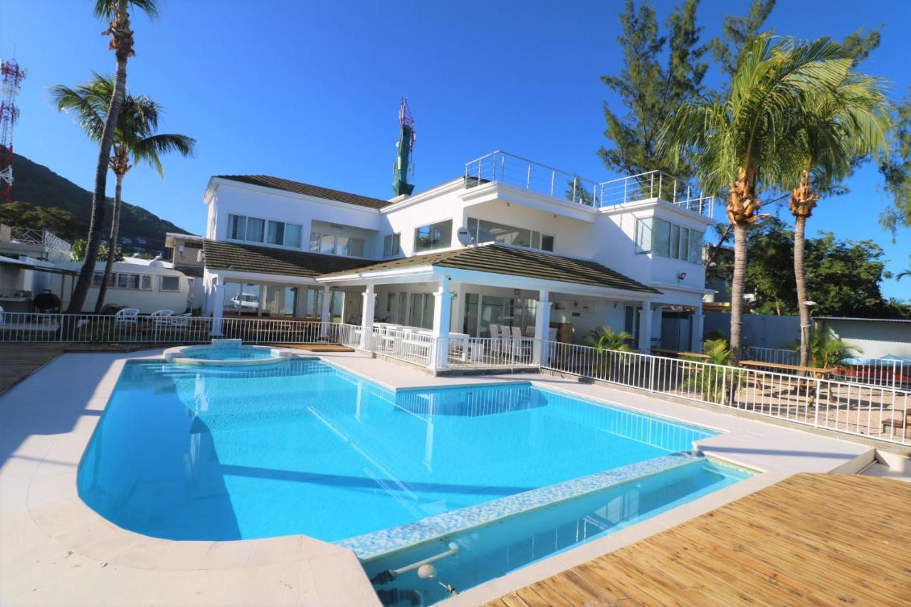 The Beach House - West Coast Mauritius 黑河区 外观 照片