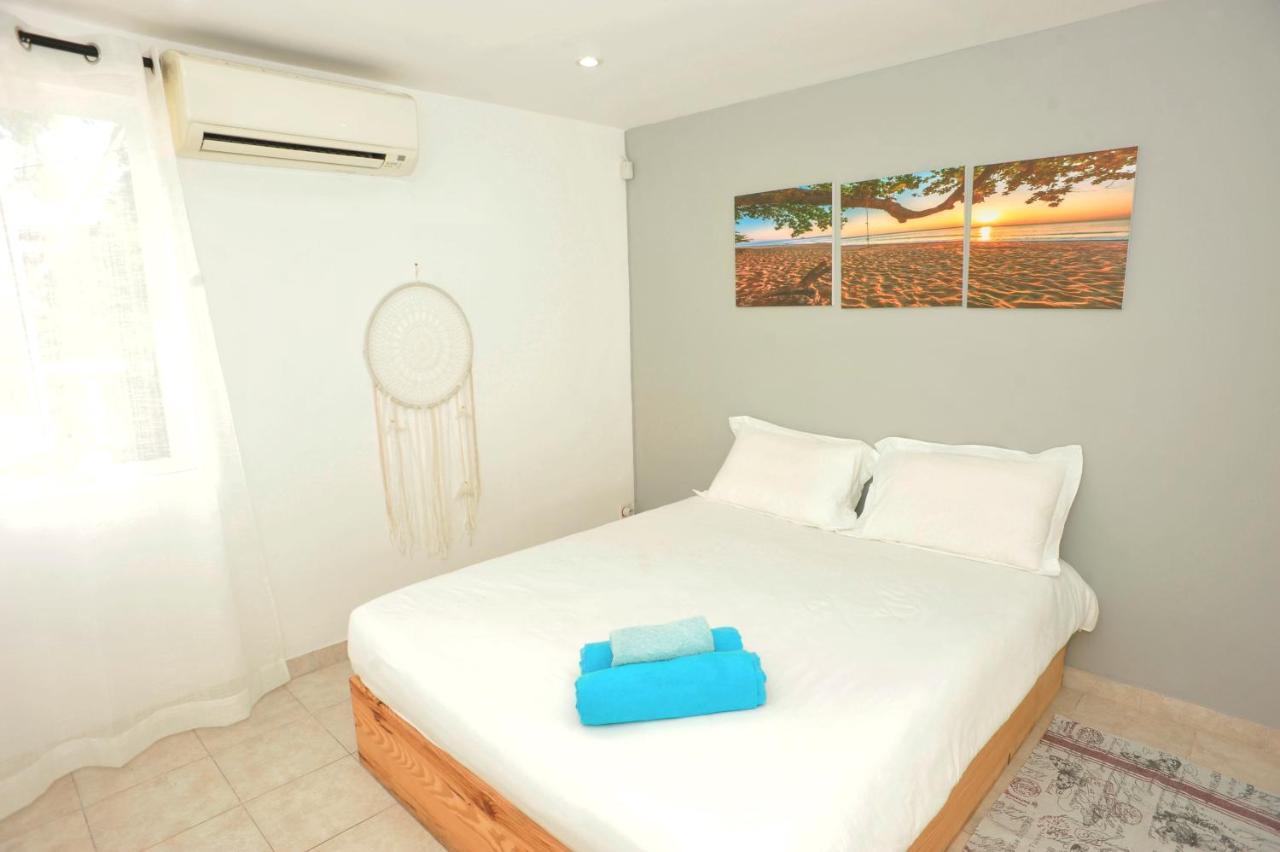 The Beach House - West Coast Mauritius 黑河区 外观 照片