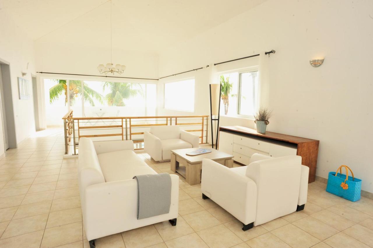 The Beach House - West Coast Mauritius 黑河区 外观 照片